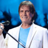 Roberto Carlos segue no topo: mesmo sem Globo, cantor cobra até R$ 5 milhões por show em 2025