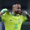 Lesão na panturrilha adia retorno de Neymar à Seleção