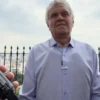 Caiado usa colete à prova de balas e critica câmeras em PMs